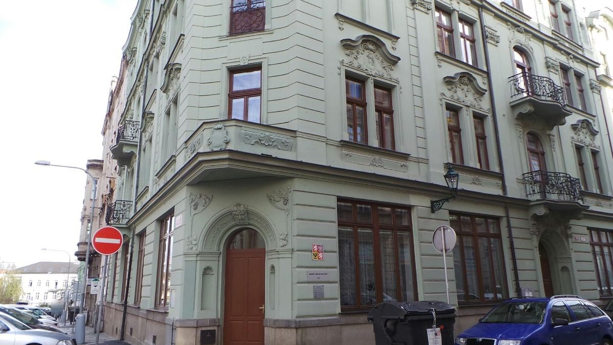 Žalobce z Plzně nazval svoji šéfovou paňmámou. Není to urážka, zastal se ho soud